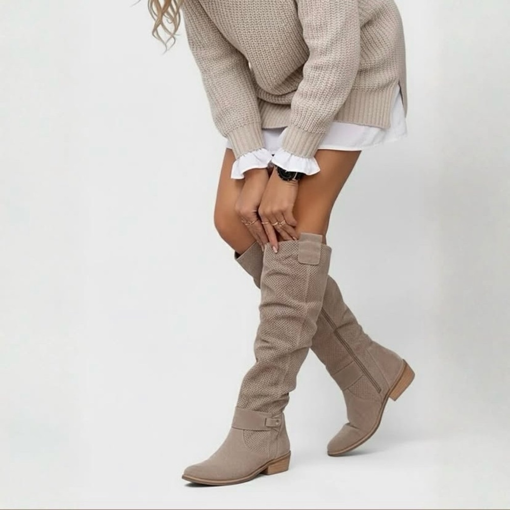 Morgan & Madison Viral Boots Women's Tan Knee-High Boots One Sz 6.5